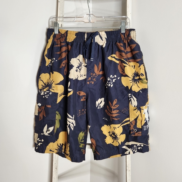 U.S. Polo Assn. Other - U.S Polo swim trunks men's sixe XL floral lined board swim shorts